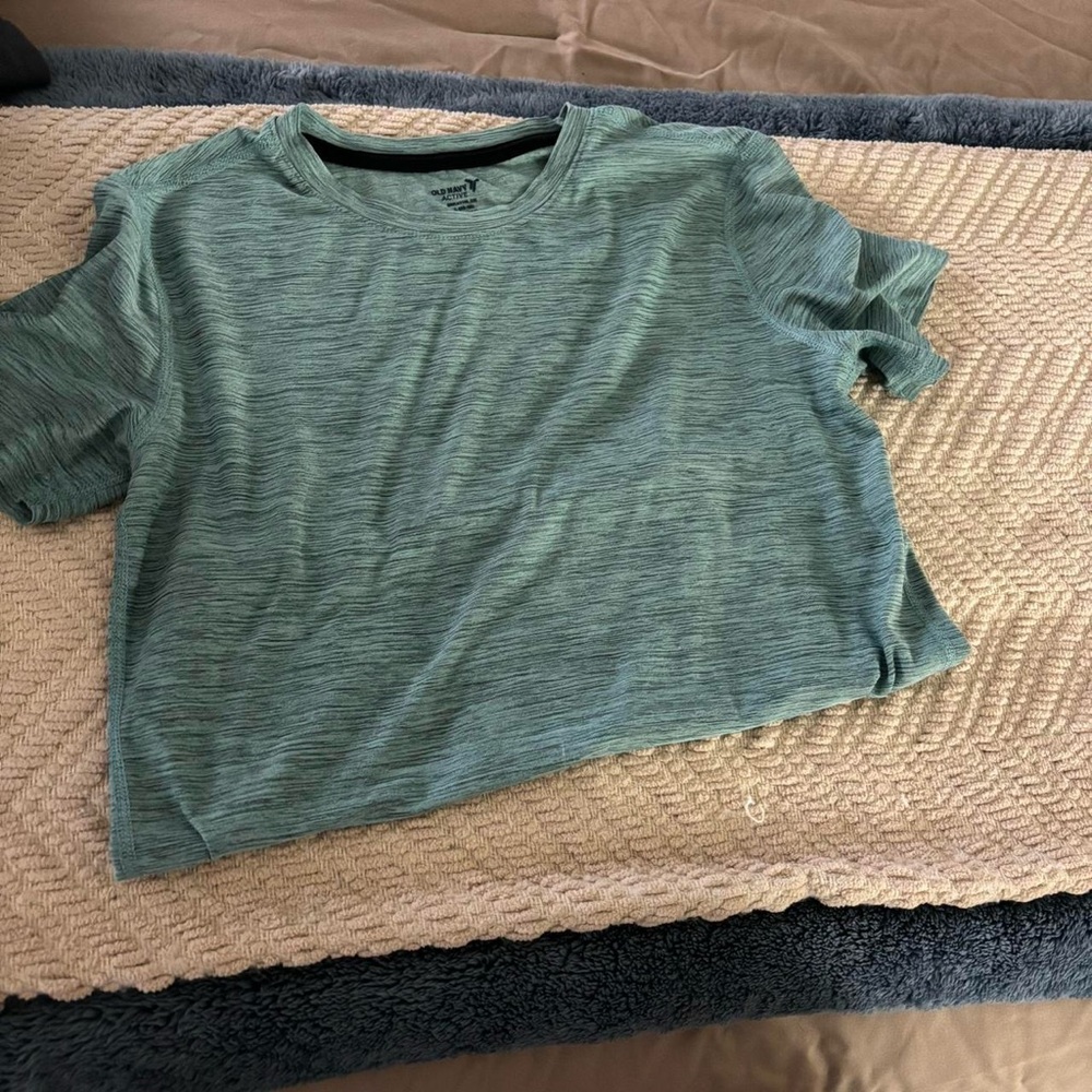 Old Navy Kids Go-Dry Active Tee